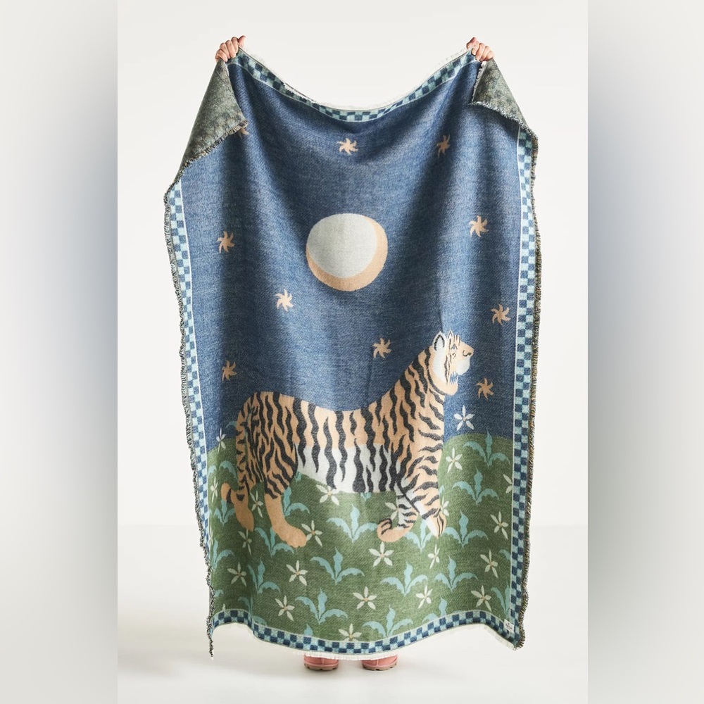 Anthropologie PRINTED GOODS COTTON JACQUARD THROW BLANKET Style 100263318 Navy